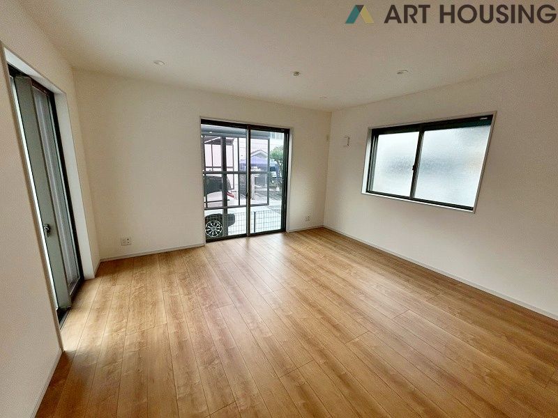 3面採光で明るく風通し良好です♪