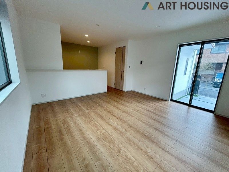 居間 - ゆったり過ごせるリビングです