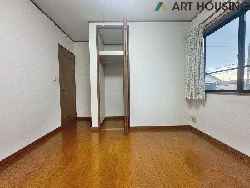 子供部屋 - 子供部屋としても使い勝手の良いお部屋です