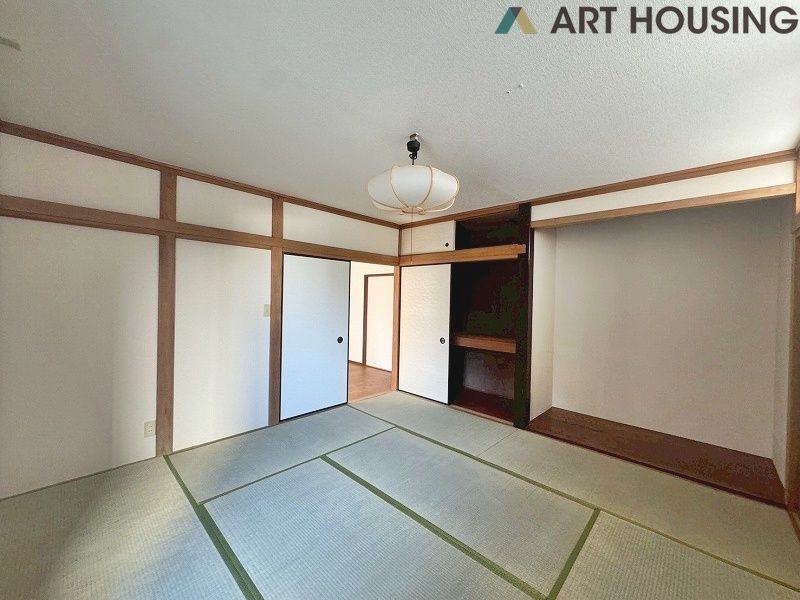 和室、ちょっとしたくつろぎスペースにいかがでしょうか