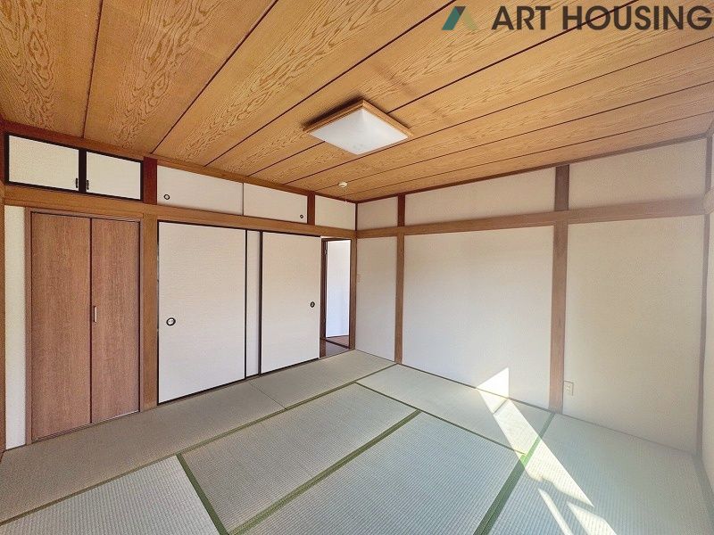 柔らかい畳が心地よい和室