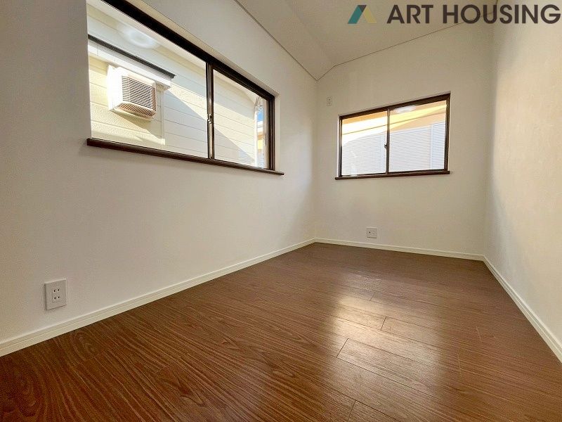 収納 - 収納力の高い納戸が付いており、多くの荷物もキレイに整頓できます