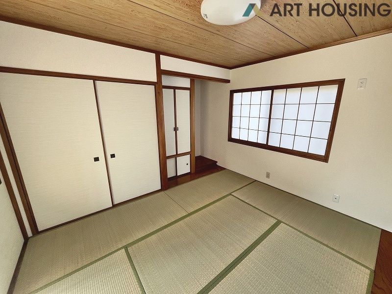 日本らしい落ち着いた雰囲気の和室です