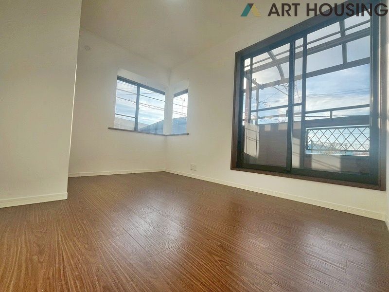 寝室 - 開放的な寝室です