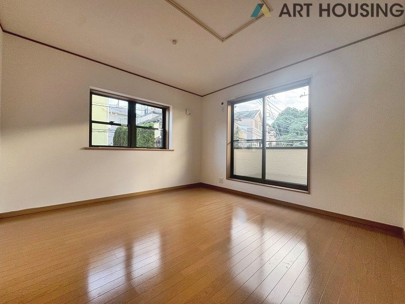 寝室 - 落ち着いて過ごせるお部屋なので、寝室にいかがでしょうか