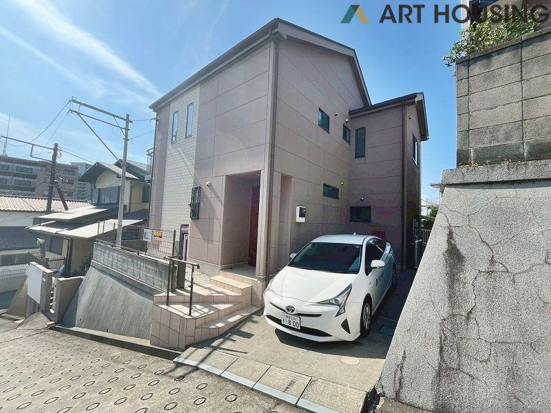 駐車場 - 駐車スペースもあります