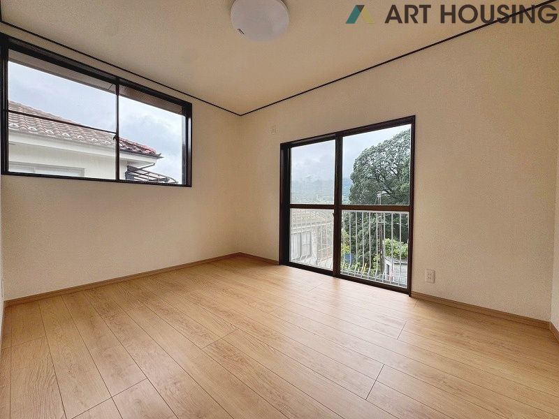 寝室 - 落ち着いて過ごせるお部屋なので、寝室にいかがでしょうか