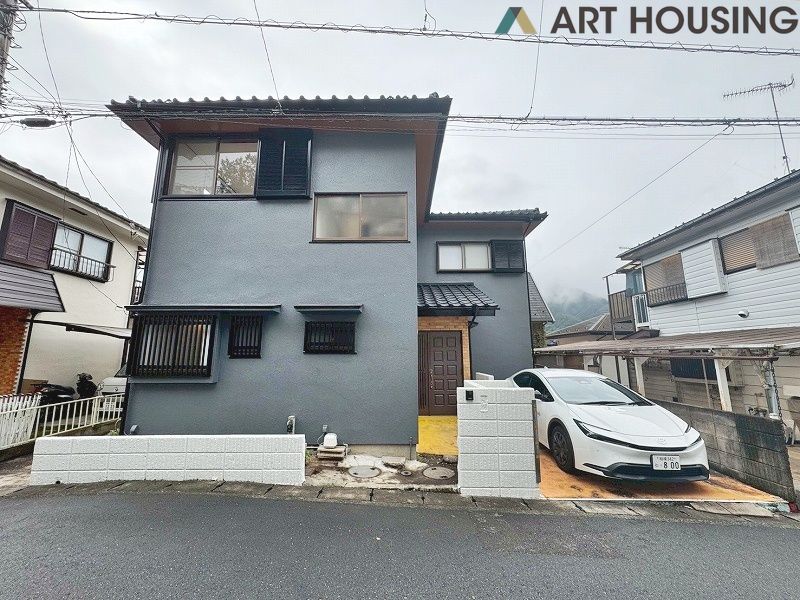 外観 - 外壁、屋根塗装済み