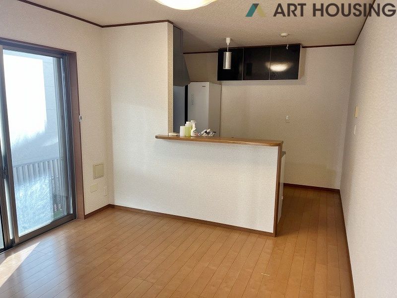 居間 - リビングです