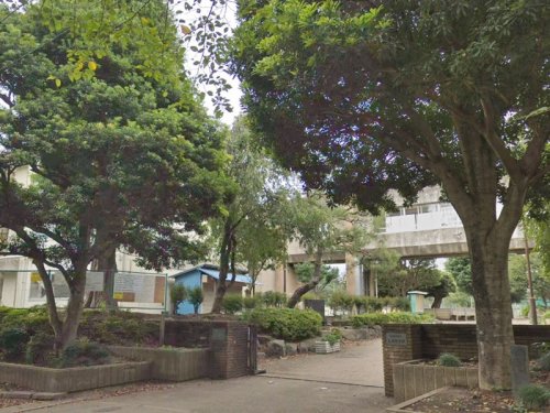 周辺 - 【中学校】相模原市立上溝中学校まで1404m