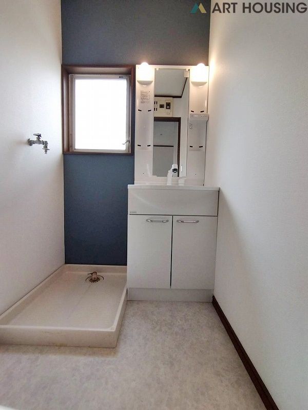 洗面 - 使いやすい独立洗面台です