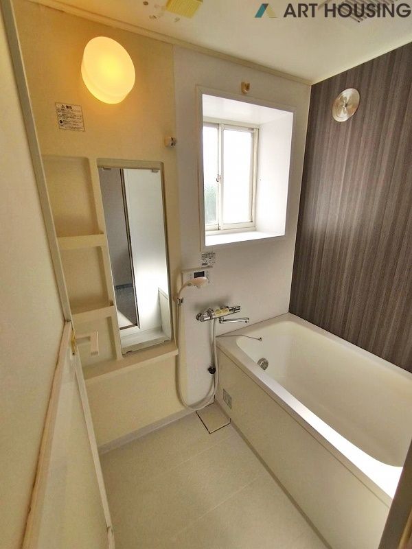 風呂 - 落ち着いた空間のお風呂です