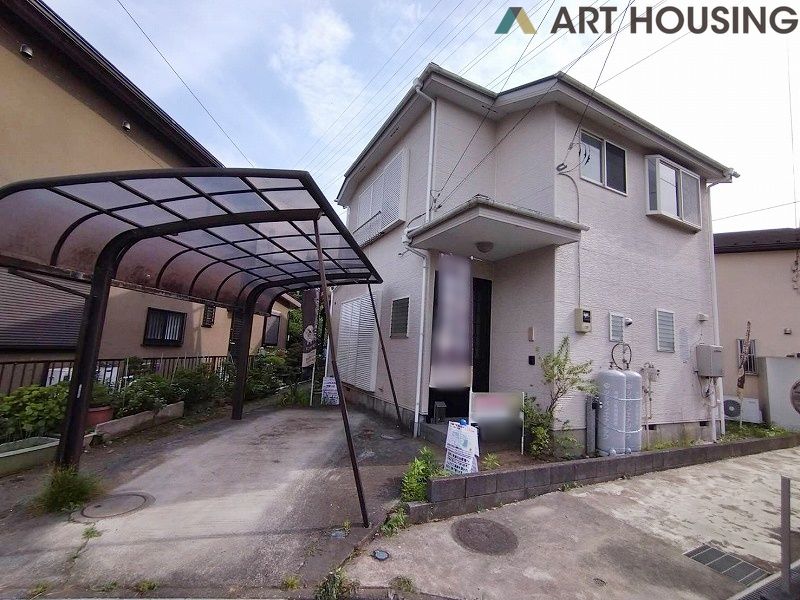 駐車場 - 雨風や雪、紫外線などから車を守るカーポート付き♪