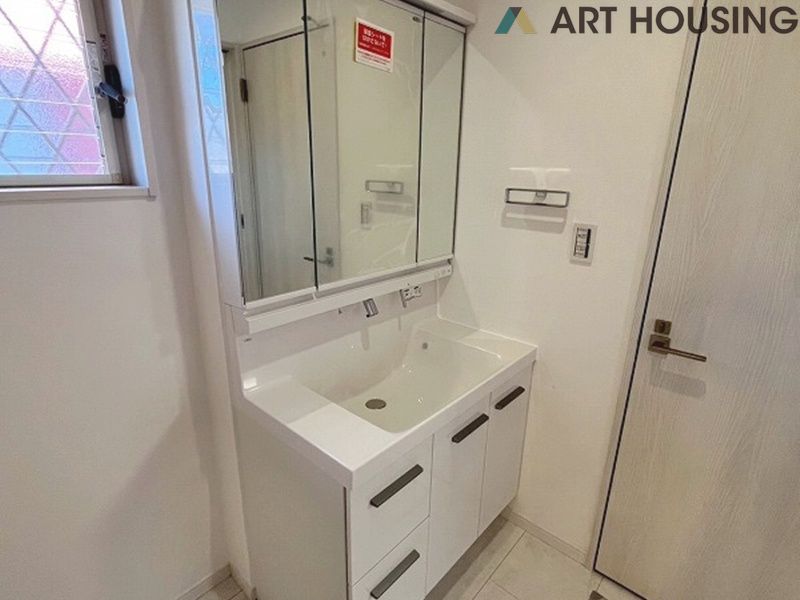 洗面 - 独立洗面台あり、毎朝おしゃれに忙しい女性の方におすすめです