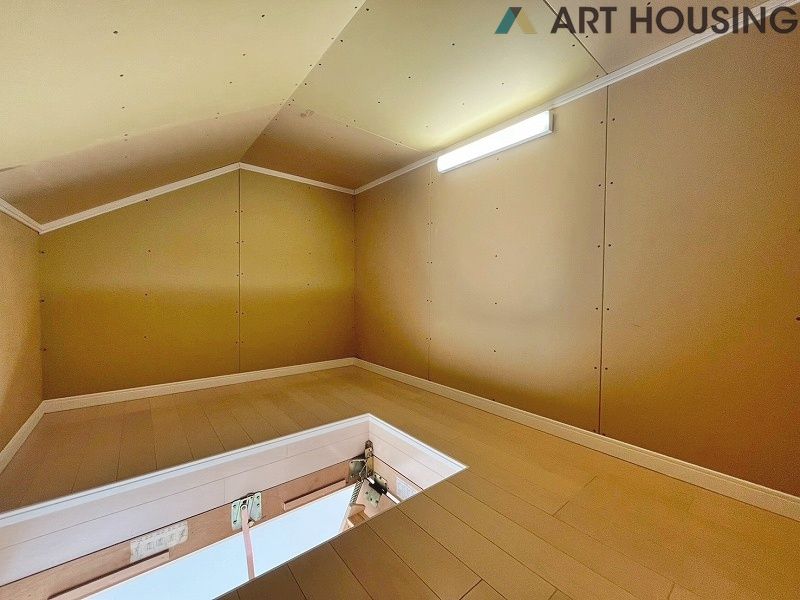 収納 - 屋根裏収納が用意されているので、今まで入りきらなかった荷物もキレイに整頓できます