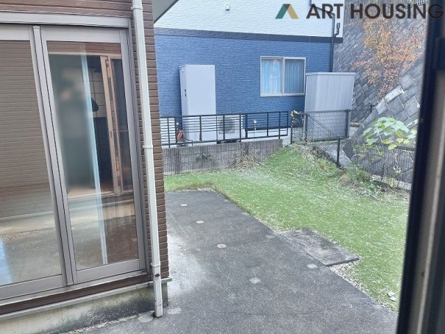 ガーデニングや家庭菜園はもちろん、こどもの遊び場やペットを放して遊ぶことができます♪