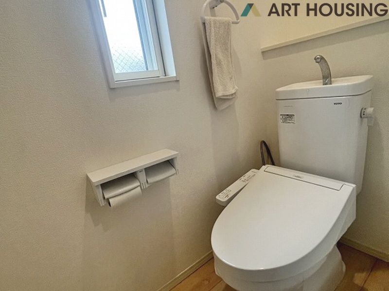 トイレ - トイレが2ヶ所にあるので複数人でも快適に暮らせます