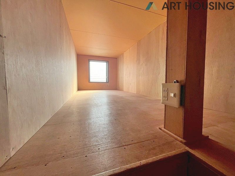 収納 - 全居室収納に加え、小屋裏収納がございます!