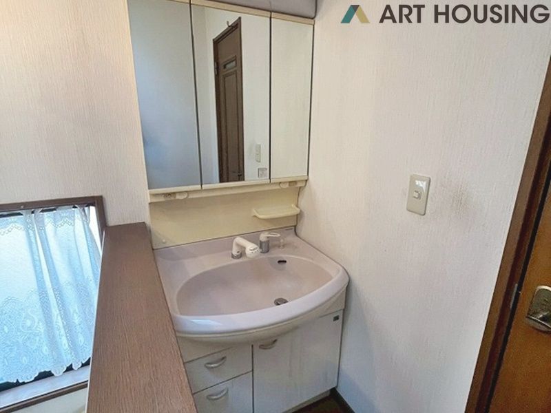 洗面 - 2階にも洗面台がございます!