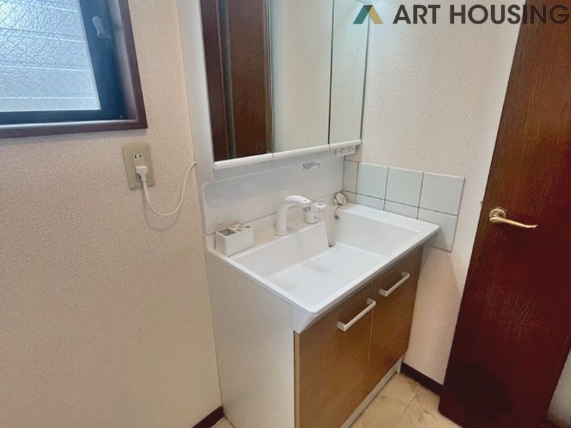 洗面 - 独立洗面台です