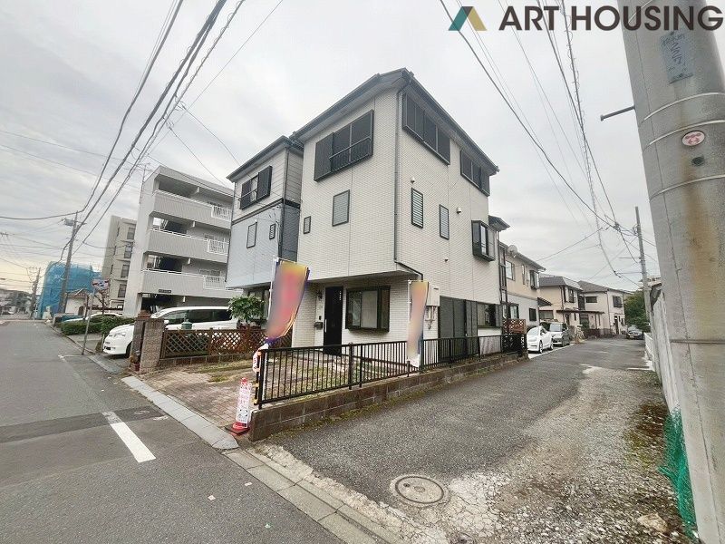 前面道路含む現地写真です