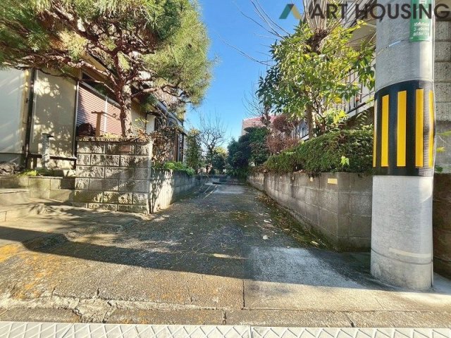 外観 - 接道間口13.3mで開放感があります!