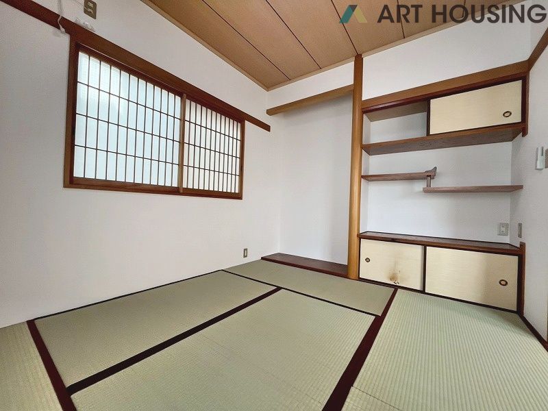 和室は家事スペースやお子様のお昼寝、遊び場など様々な用途にお使い頂けます!