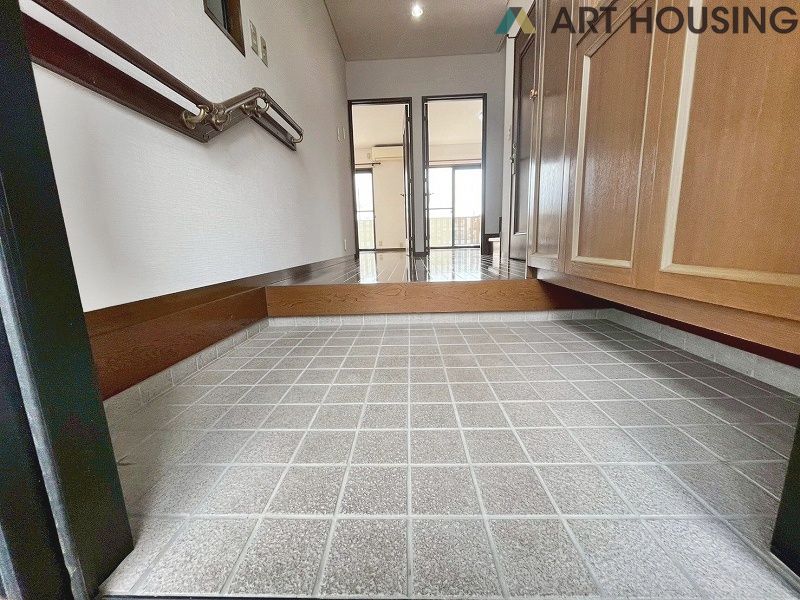 玄関 - シンプルで使いやすい玄関です