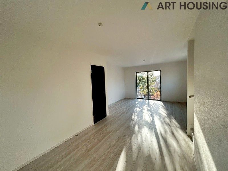 ご家族みんながゆったりくつろげる広々リビング