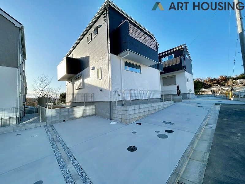 駐車場 - 車種により2台駐車可能です!