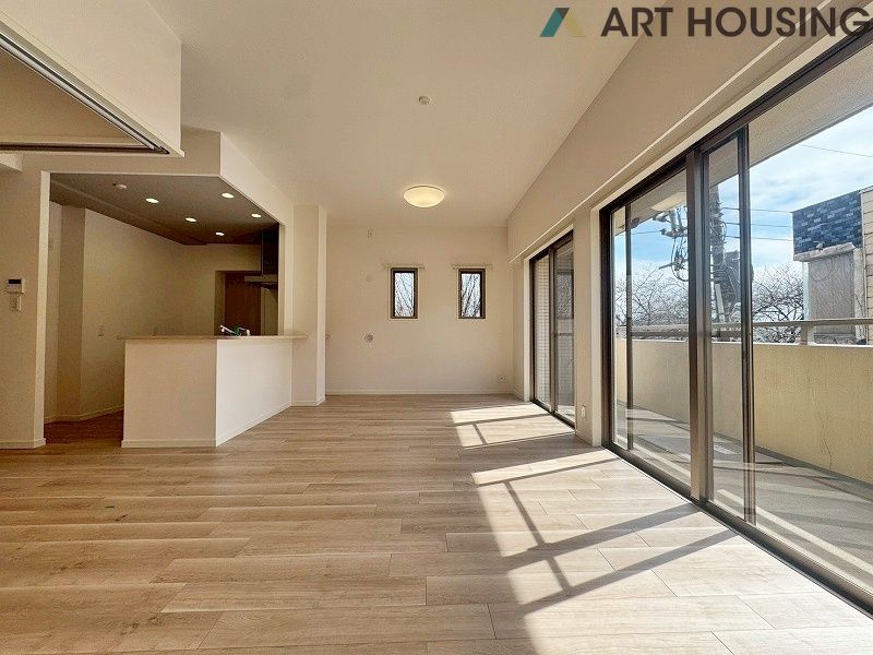 陽当たり良好で明るいLDK！