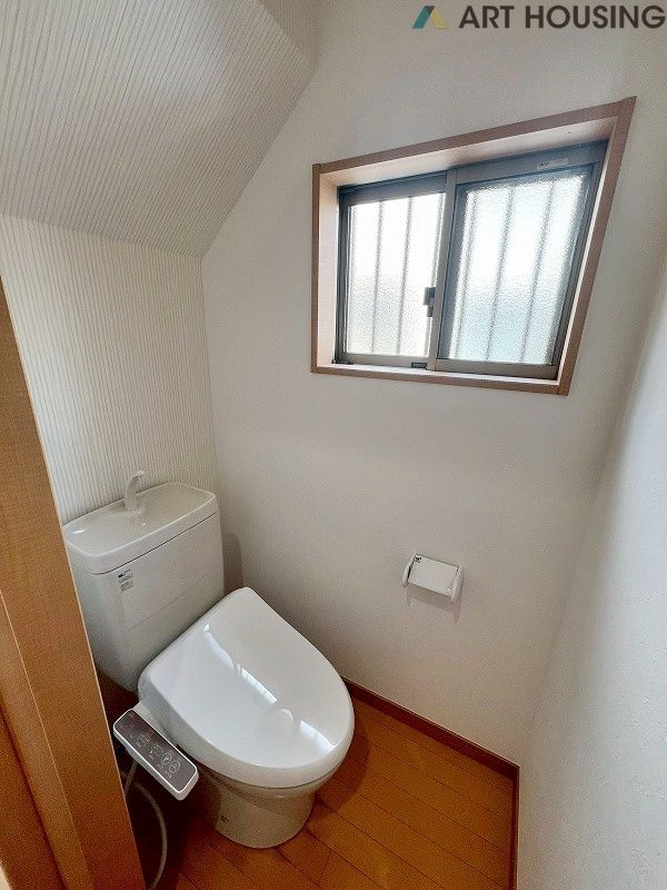 トイレ - 1階トイレ 温水洗浄便座交換済です!