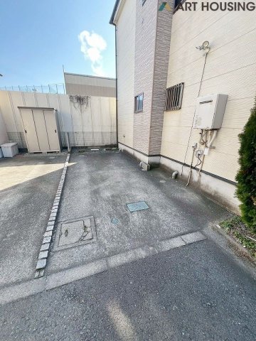 駐車場 - 駐車場1台分(車種による)