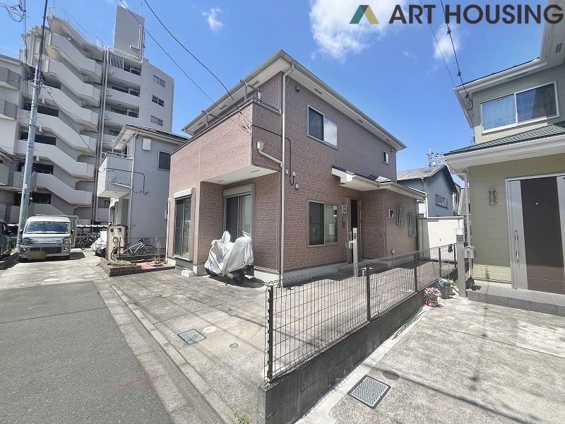 外観 - 風通しの良いゆとりの間取りです