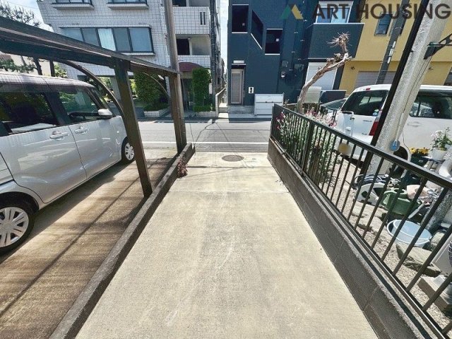 外観 - カースペース軽自動車1台分