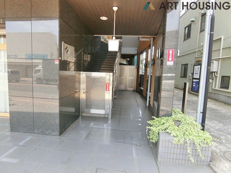 セキュリティー会社の防犯カメラがあり、防犯面安心です!