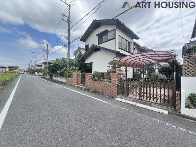 前面道路含む現地写真です