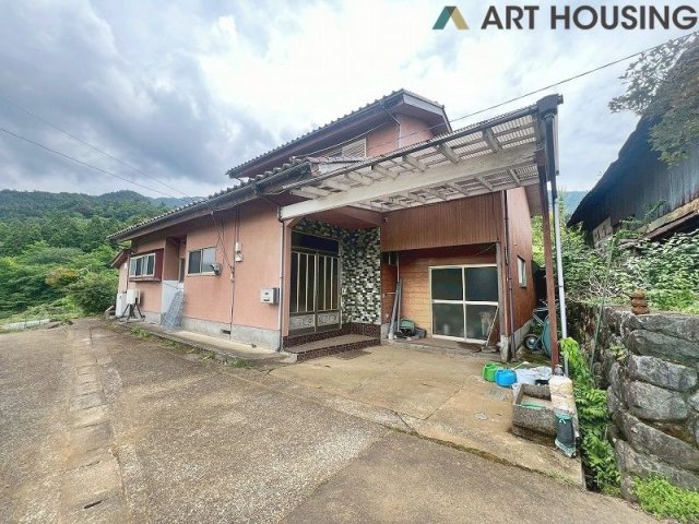 自然に囲まれた静かな住環境