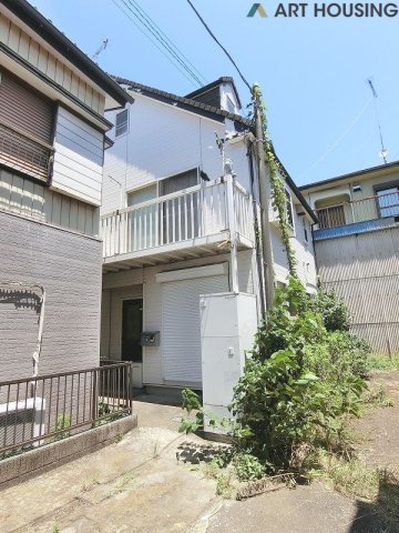 外観 - 南西向きバルコニーで陽当たり良好です