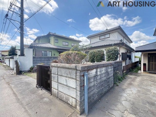 外観 - 車通りの少ない閑静な住宅街