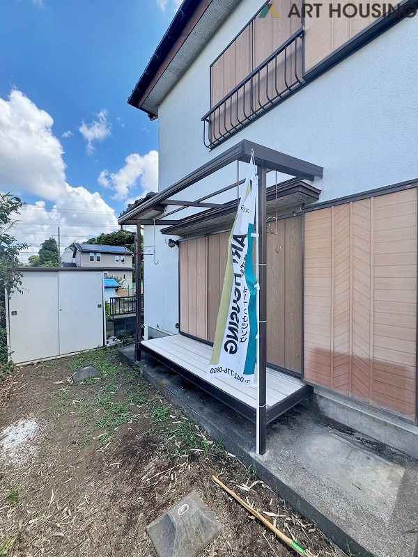 外観 - 車通りの少ない閑静な住宅街