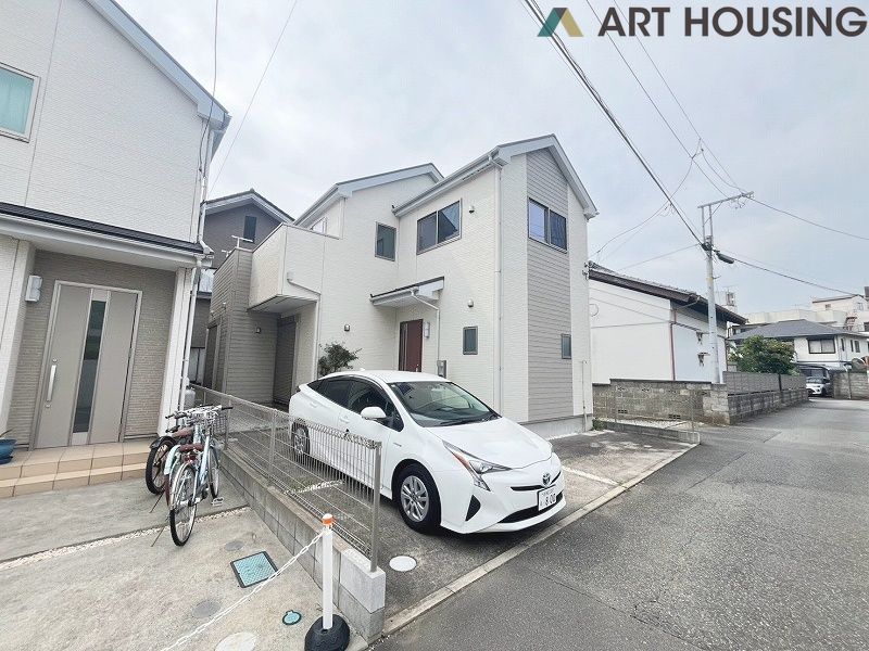 駐車場 - 車種により駐車2台可能です!