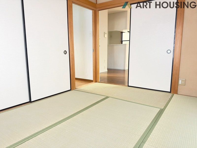 落ち着いた雰囲気の和室付きです