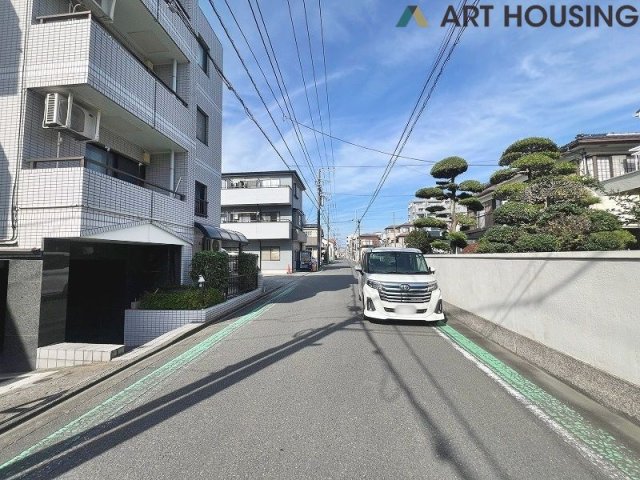 外観 - 前面道路