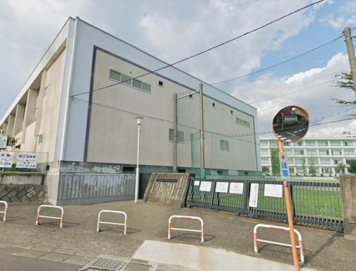 周辺 - 【中学校】町田市立町田第二中学校まで349m